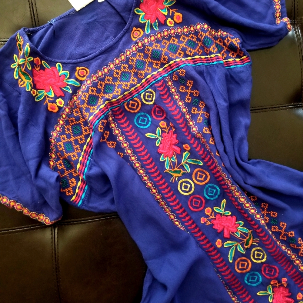 ❗Vintage Hand Embroidered Blue Floral Dress XL❗